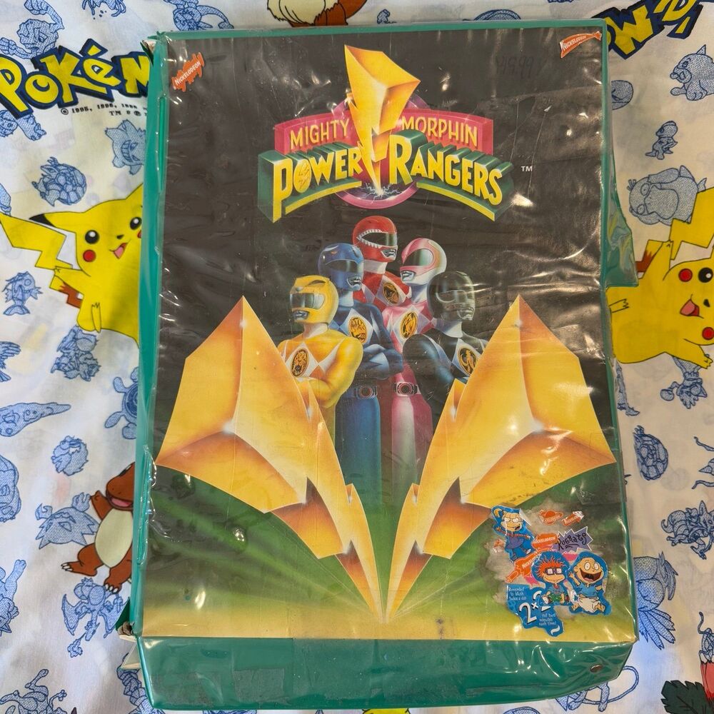 Vintage 90s Power Rangers action figure lot w/ Carrying Case